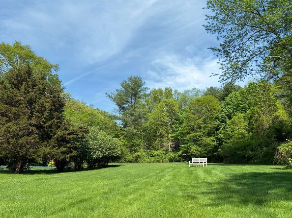 10 Twin Falls Lane, Westport CT 06880