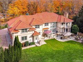 79 Comstock Hill Avenue, Norwalk CT 06850