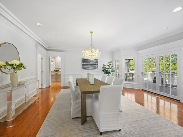 1187 Smith Ridge Road, New Canaan CT 06840
