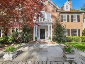 1187 Smith Ridge Road, New Canaan CT 06840
