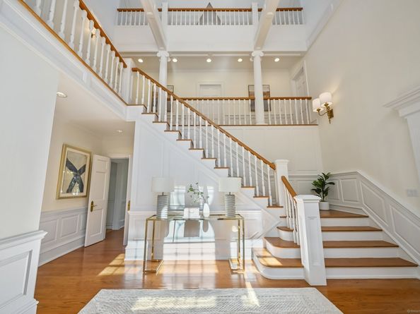 1187 Smith Ridge Road, New Canaan CT 06840
