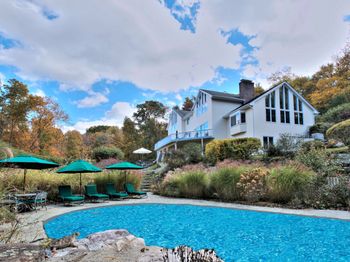 28 Old Orchard Drive
