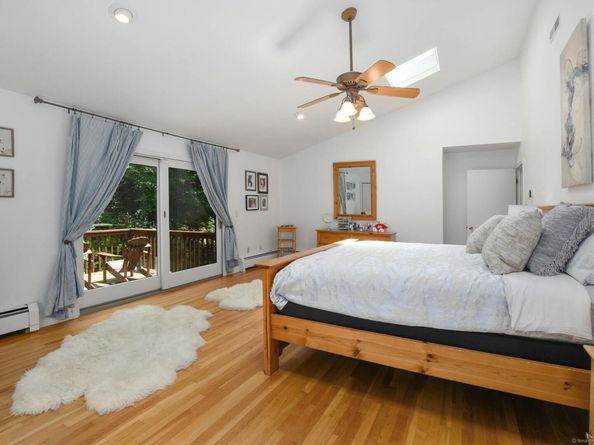 8 Oak Lane, Weston CT 06883