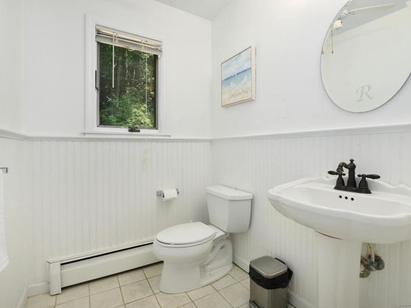 8 Oak Lane, Weston CT 06883