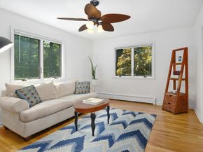 8 Oak Lane, Weston CT 06883