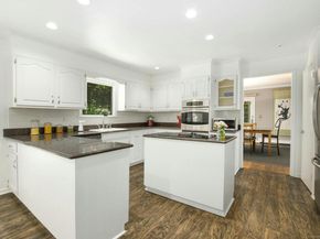 8 Oak Lane, Weston CT 06883