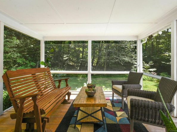 8 Oak Lane, Weston CT 06883