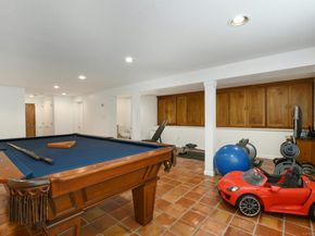 8 Oak Lane, Weston CT 06883