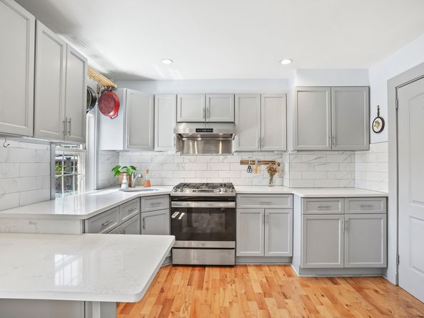 373 Iranistan Avenue, Bridgeport CT 06604