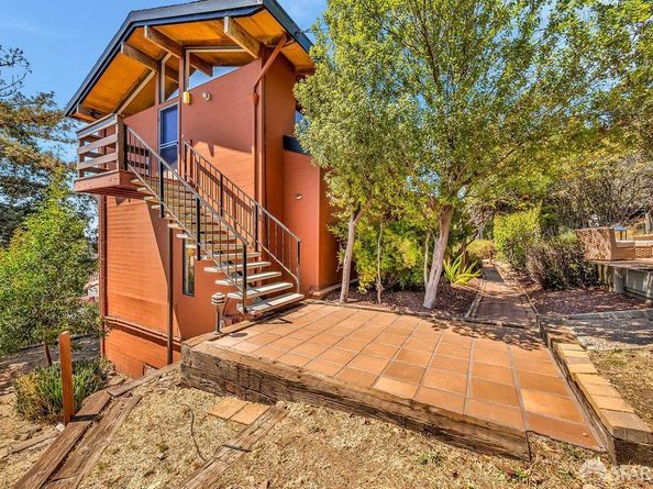 520 Coventry Road, Kensington CA 94707