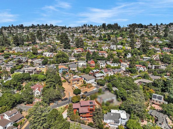 520 Coventry Road, Kensington CA 94707