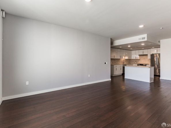 570 Innes Avenue 304, San Francisco CA 94124