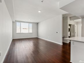 570 Innes Avenue 304, San Francisco CA 94124