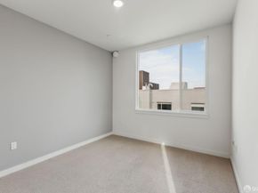 570 Innes Avenue 304, San Francisco CA 94124
