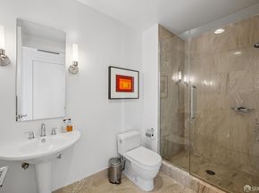 301 Mission Street 52D, San Francisco CA 94105
