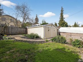 8125 Earl Street, Oakland CA 94605