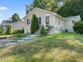 217 Macon Drive, Bridgeport CT 06606