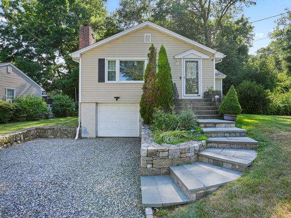 217 Macon Drive, Bridgeport CT 06606
