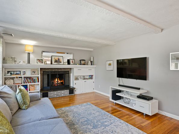 217 Macon Drive, Bridgeport CT 06606