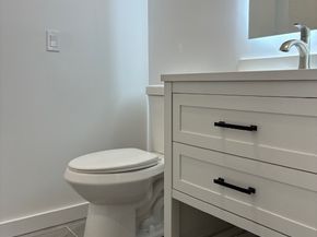 8 Algonkin Road A, Shelton CT 06484