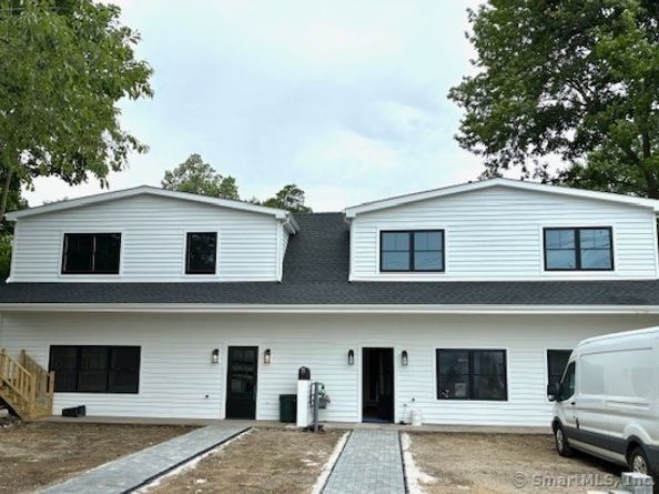 8 Algonkin Road A, Shelton CT 06484