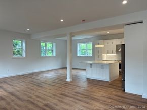 8 Algonkin Road A, Shelton CT 06484
