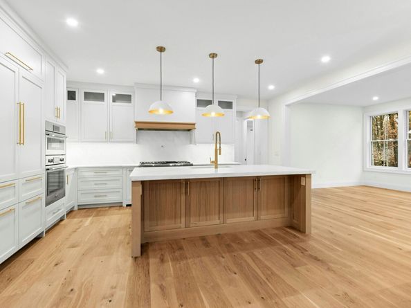 20 Marianne Road, Darien CT 06820