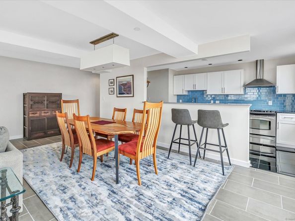26 Cove Avenue APT 2D, Norwalk CT 06855