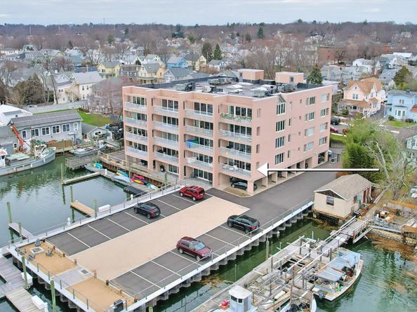 26 Cove Avenue APT 2D, Norwalk CT 06855