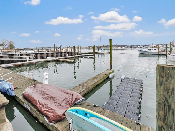 26 Cove Avenue APT 2D, Norwalk CT 06855