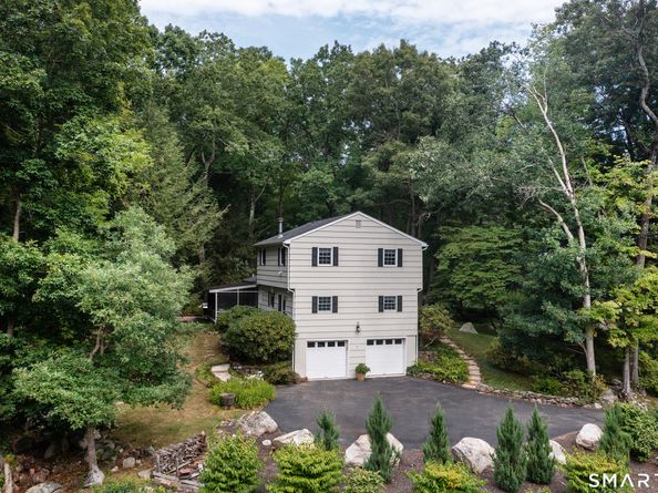 85 Mountain Road, Redding CT 06896
