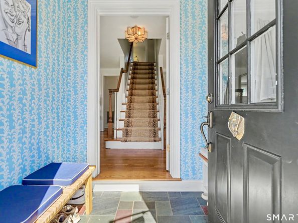 11 Oldfield Drive, Fairfield CT 06824