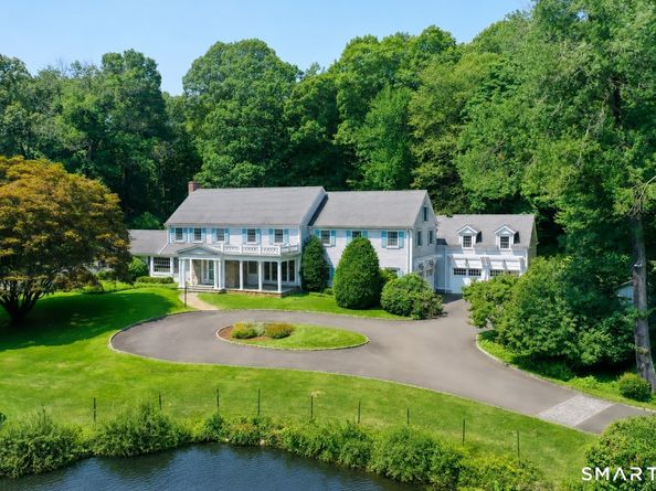 34 Sherwood Lane, New Canaan CT 06840