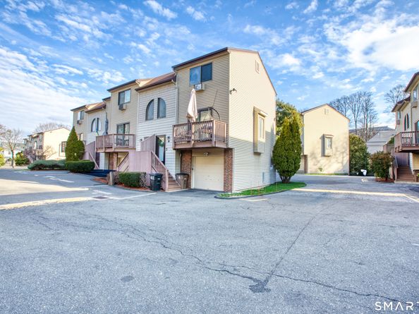 60 Lawn Avenue 20, Stamford CT 06902