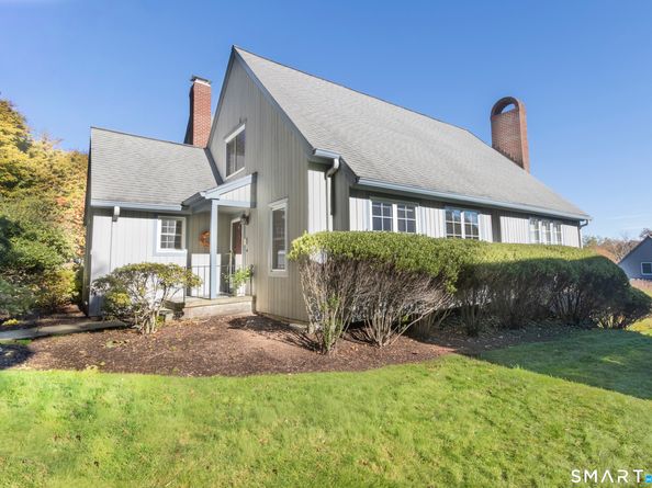 55 Blackmount Court 55, Fairfield CT 06825