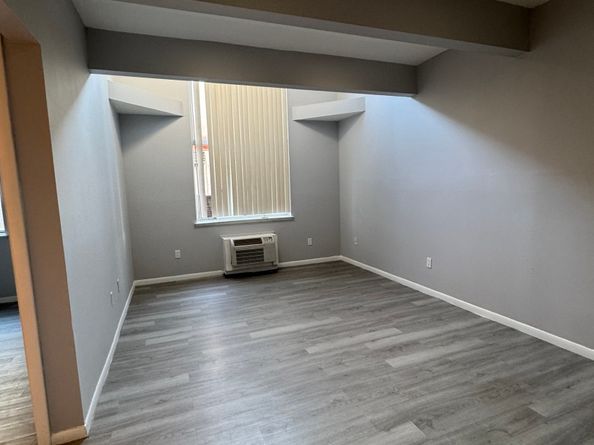 1492 North Avenue 102, Bridgeport CT 06604