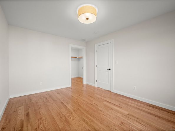 6 Fieldstone Court, Bethel CT 06801