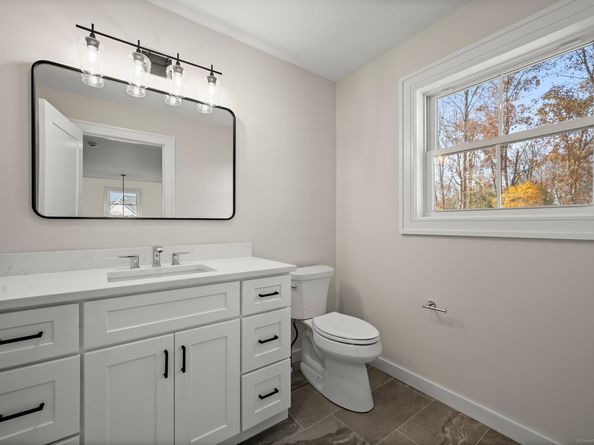 6 Fieldstone Court, Bethel CT 06801