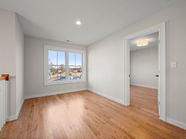 8 Fieldstone Court 8, Bethel CT 06801