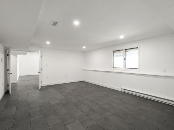 11 Hillcrest Drive, New Fairfield CT 06812