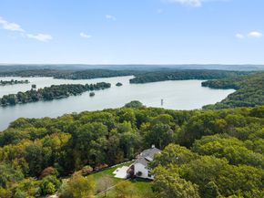 11 Hillcrest Drive, New Fairfield CT 06812