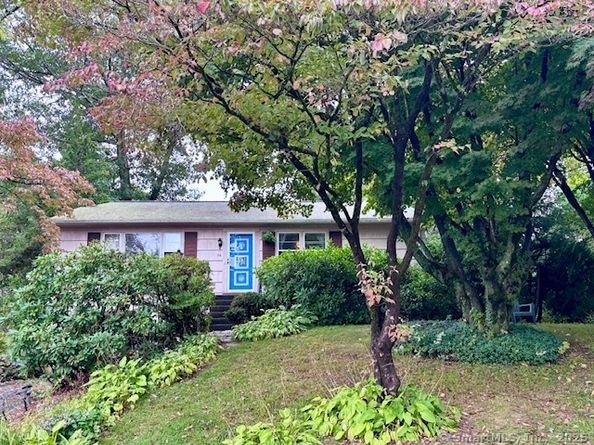 26 Clearview Drive, Brookfield CT 06804