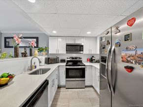 225 Edgemoor Road APT H, Bridgeport CT 06606