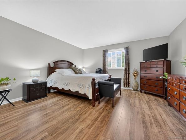 225 Edgemoor Road APT H, Bridgeport CT 06606