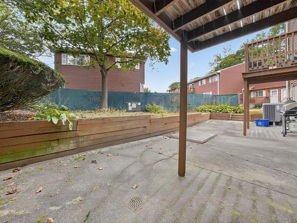 225 Edgemoor Road APT H, Bridgeport CT 06606