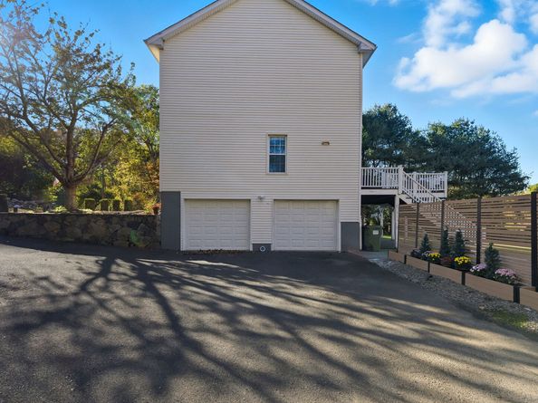 139 Codfish Hill Road, Bethel CT 06801
