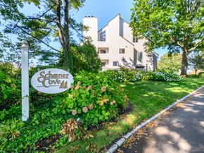 105 Harbor Drive APT 106, Stamford CT 06902