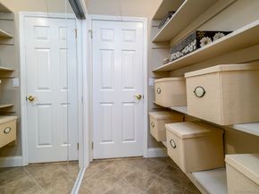105 Harbor Drive APT 106, Stamford CT 06902