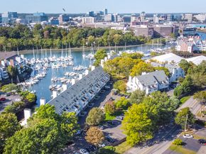 105 Harbor Drive APT 106, Stamford CT 06902