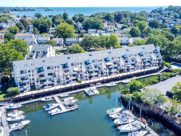 105 Harbor Drive APT 106, Stamford CT 06902